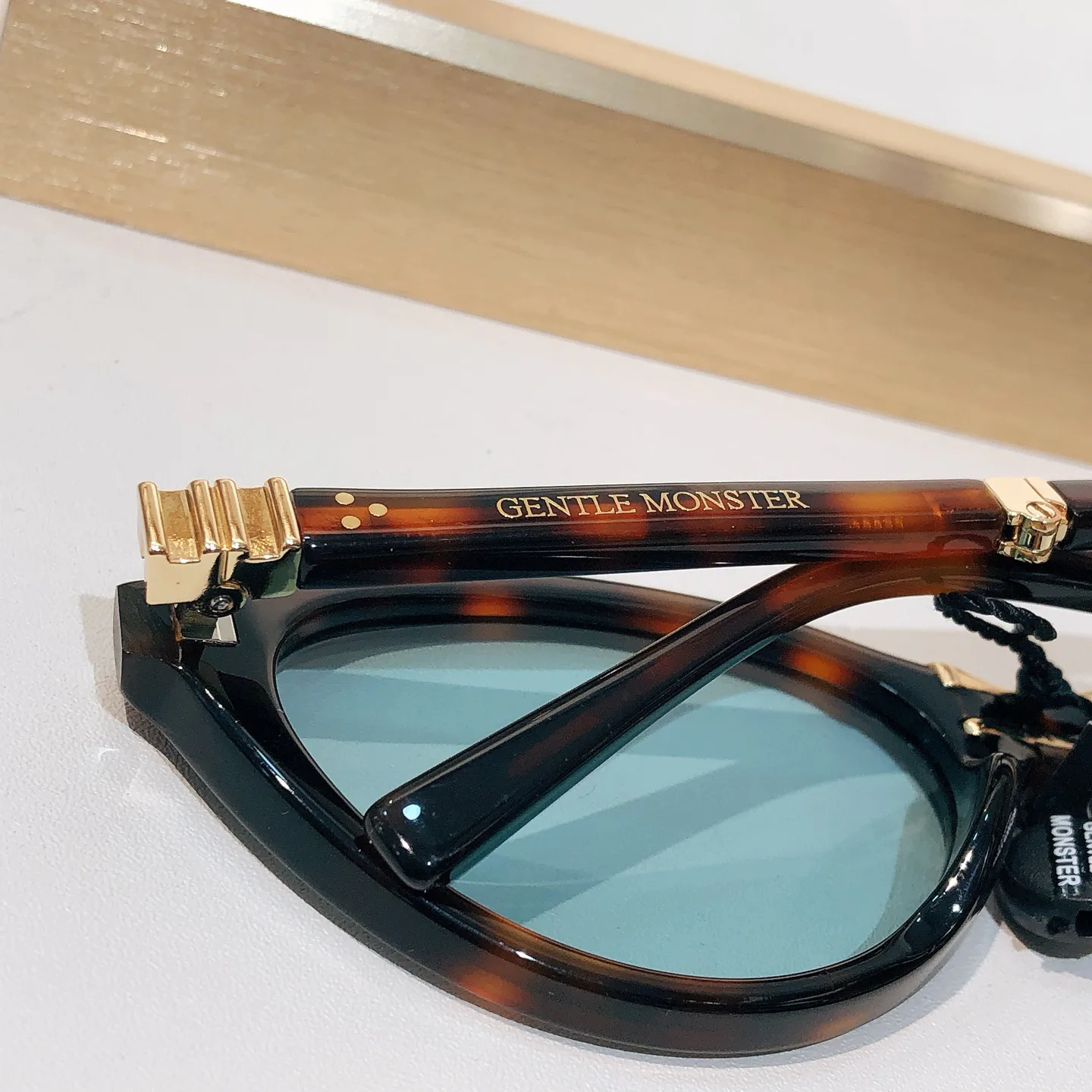 Glasses GENTLE MONSTER 18060270