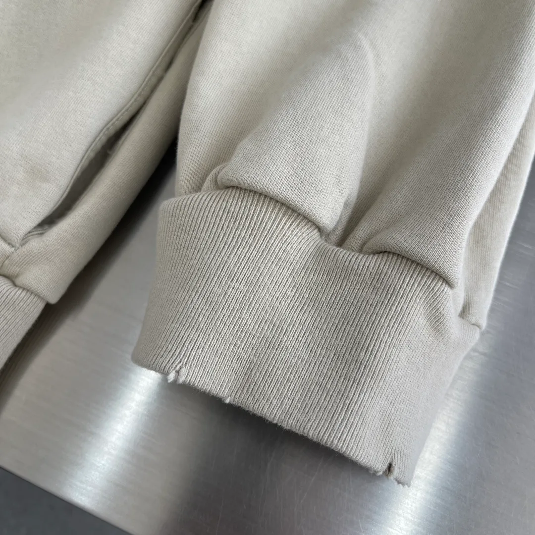 Men's Sweatshirts And Hoodies BALENCIAGA 18320152