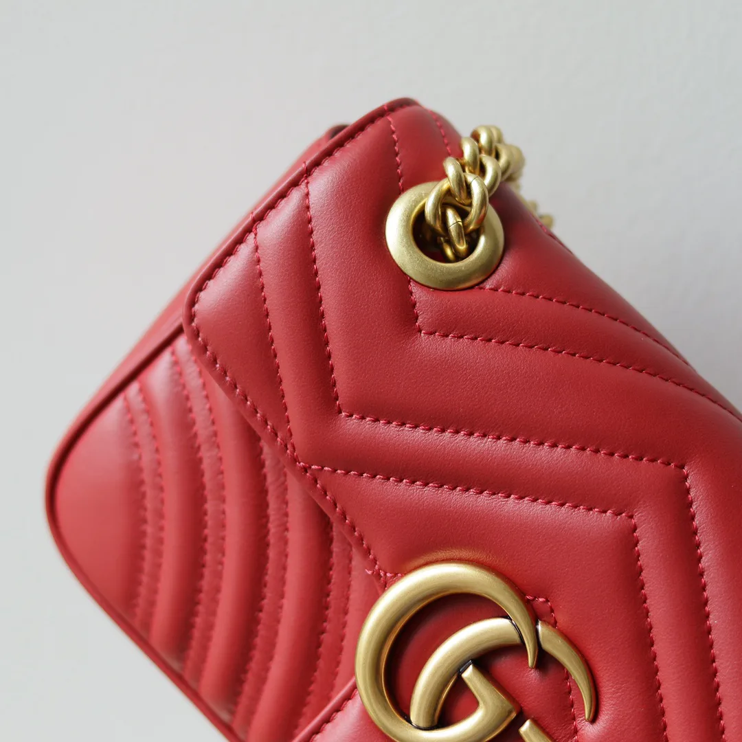 Women's Classic Handbags GUCCI 17947979