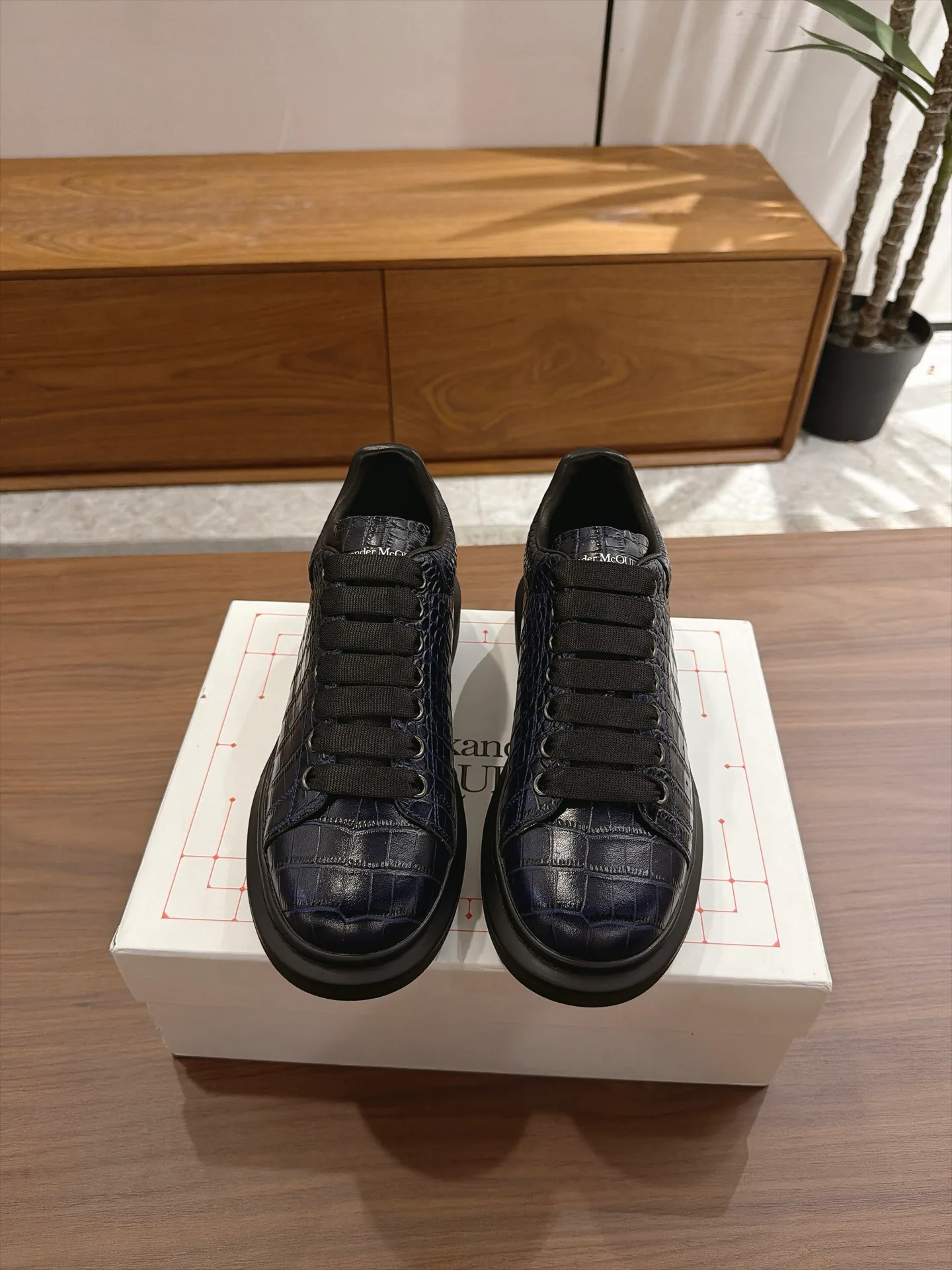 Women's Sneakers ALEXANDER MCQUEEN 18159797