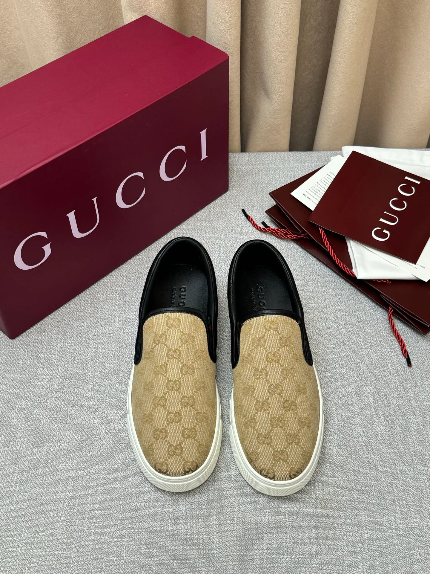 Men's Sneakers GUCCI 17620473