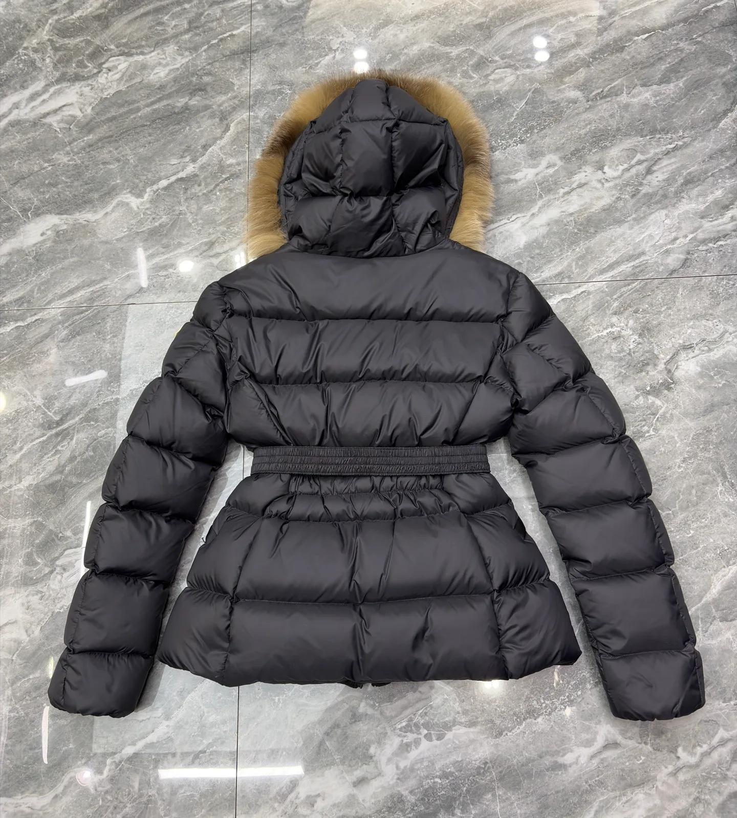 Women's Jackets And Down Jackets MONCLER 17801593