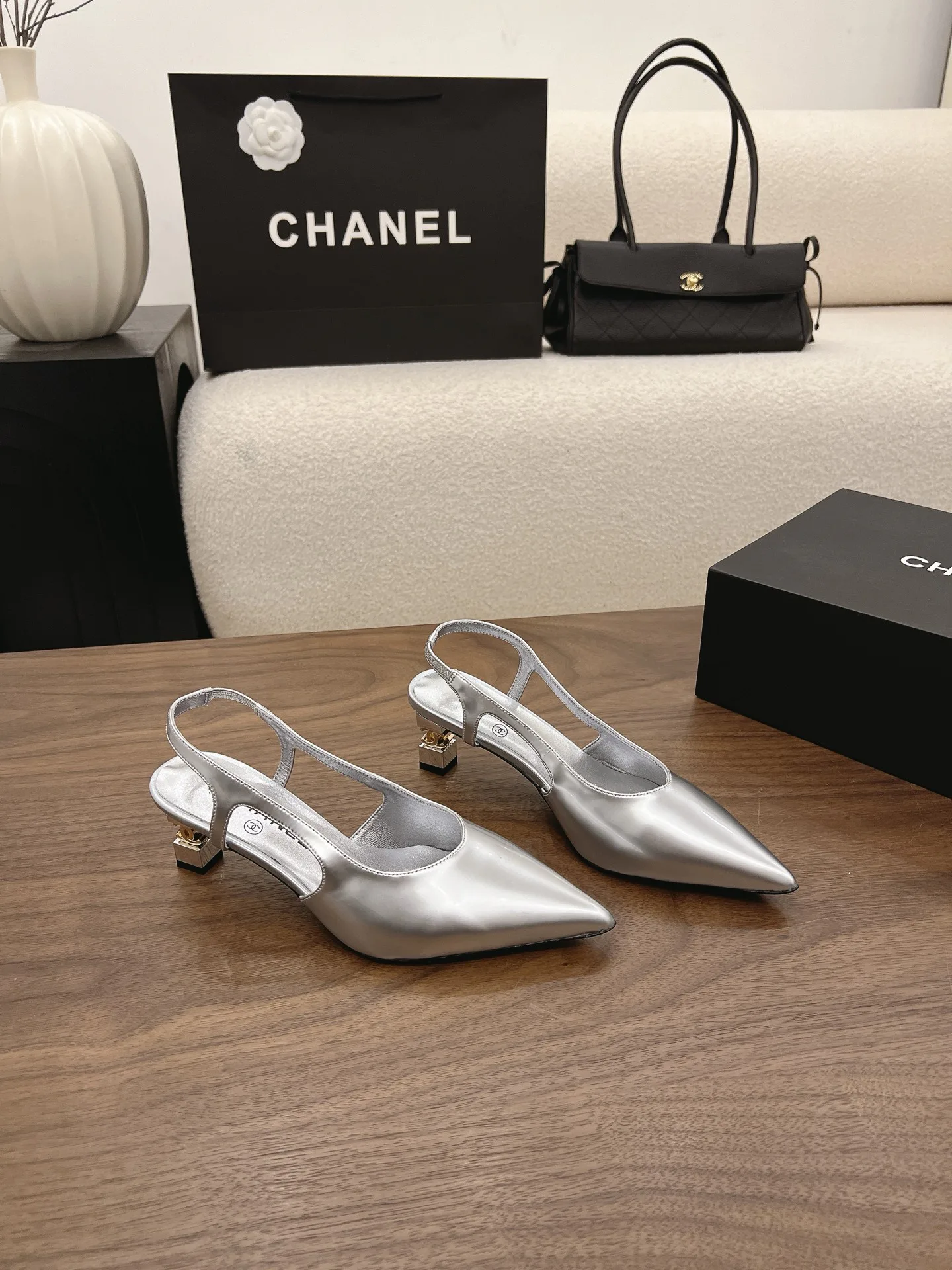 Women's Heels CHANEL 17342745