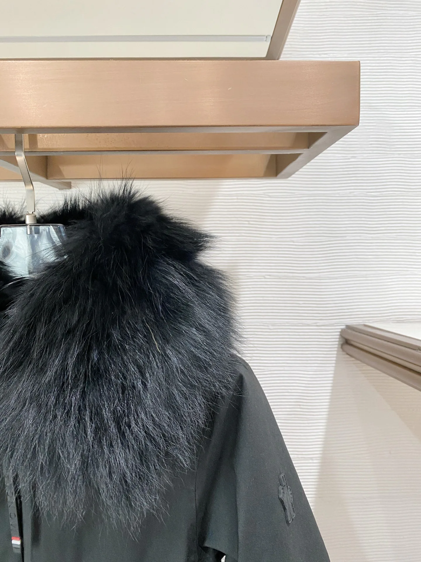 Women's Jackets And Down Jackets MONCLER 17717054