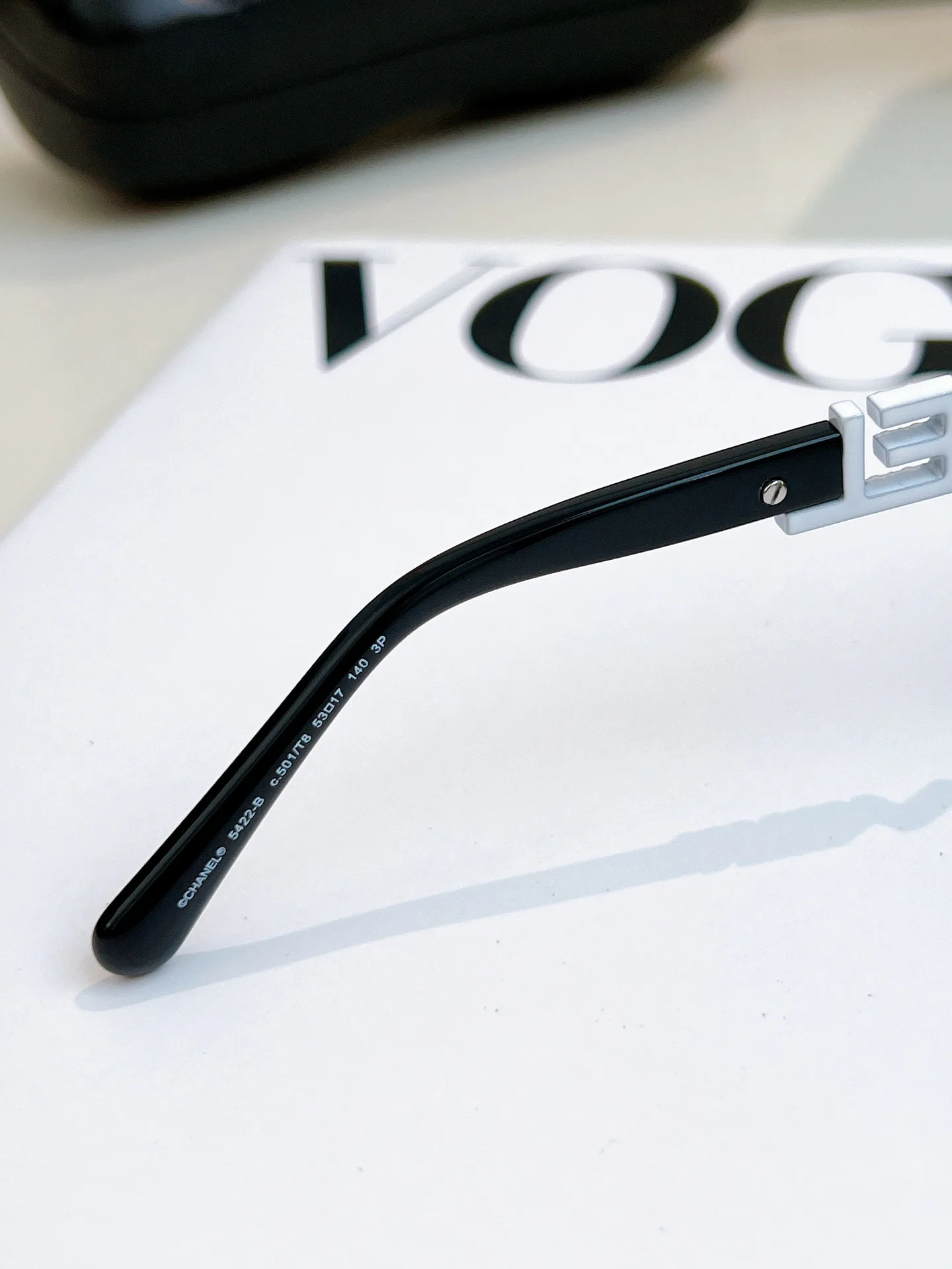 Glasses CHANEL 17366521