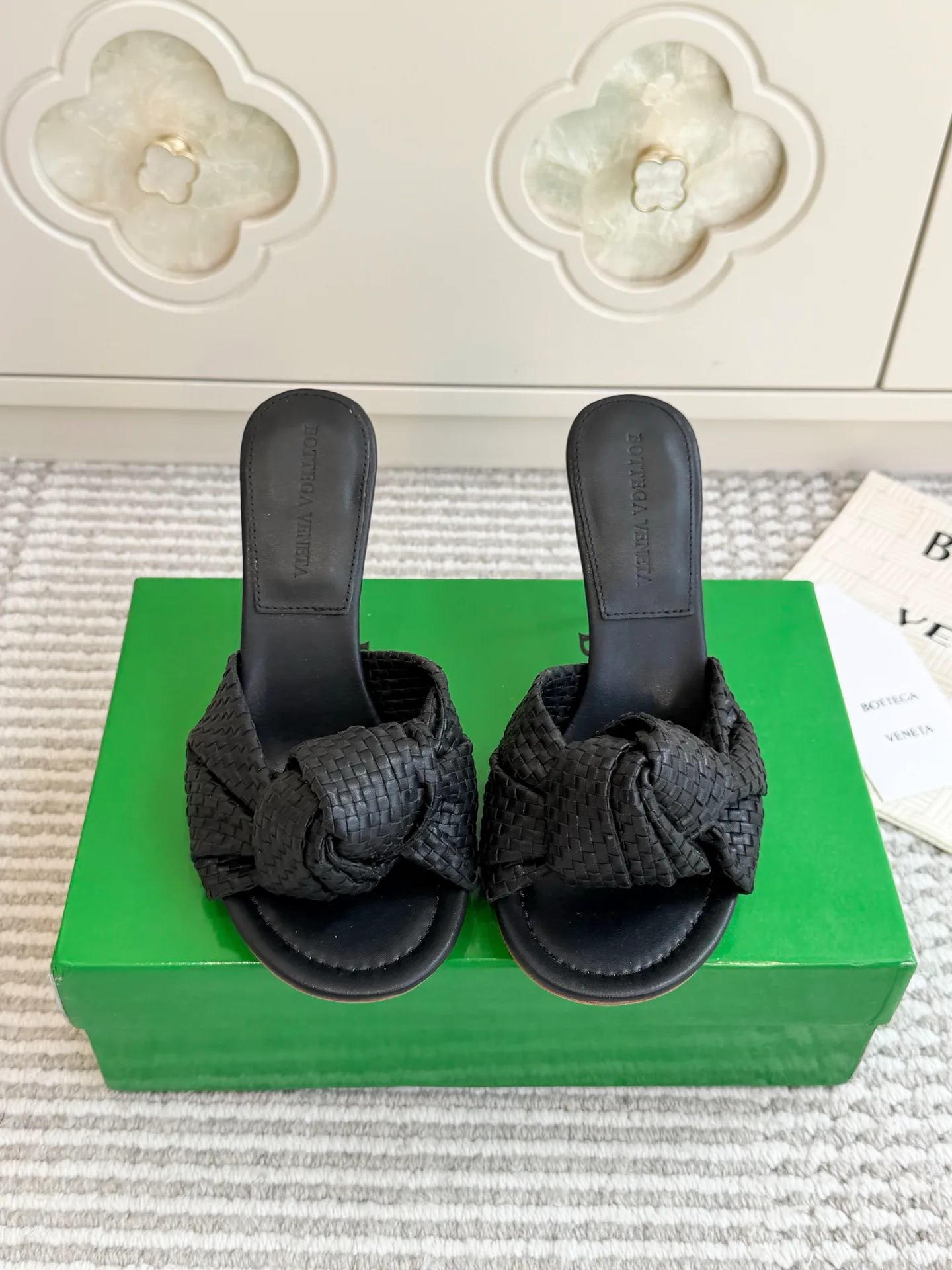 Women's Mules And Clogs BOTTEGA VENETA 18414220