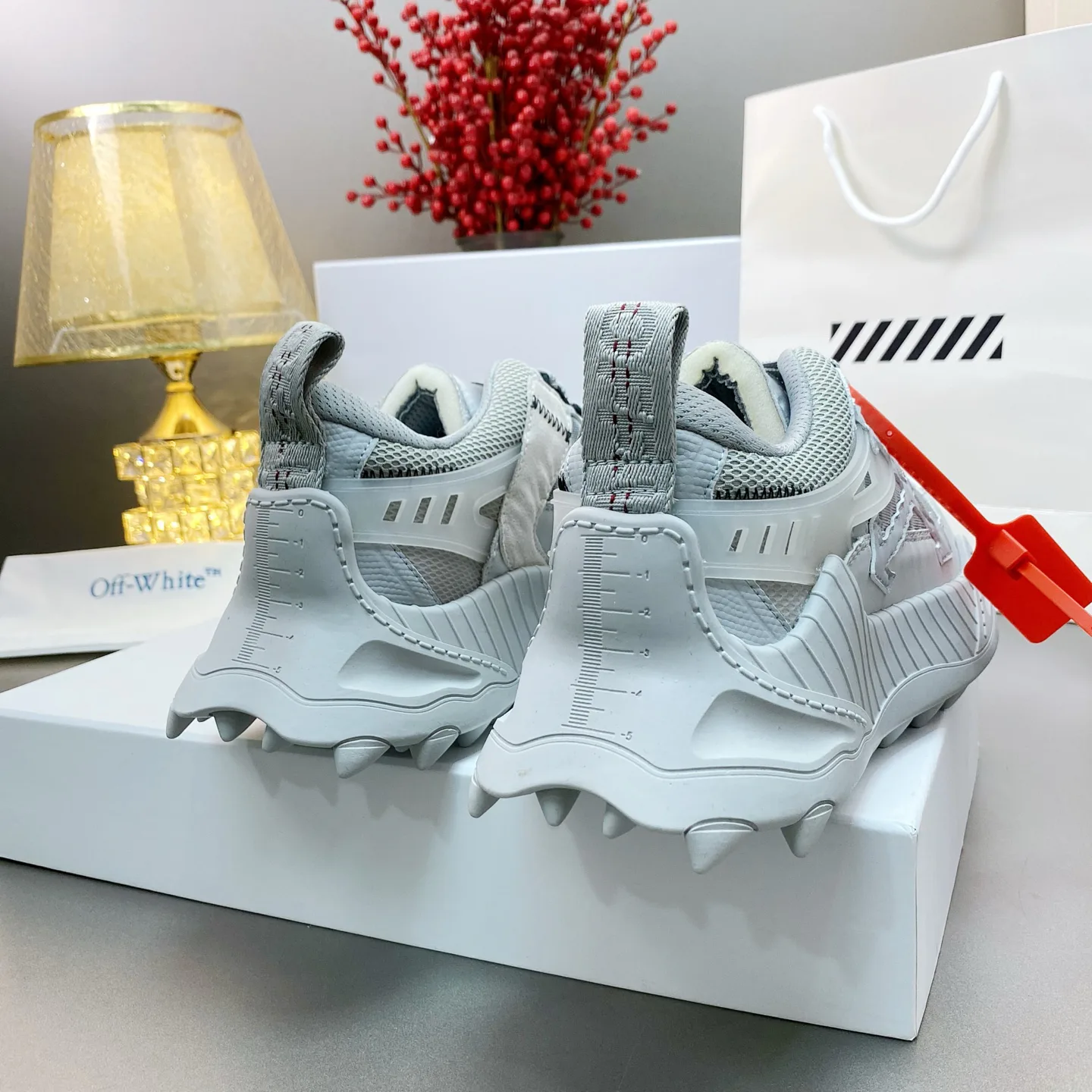 Women's Sneakers OFF-WHITE 17530530