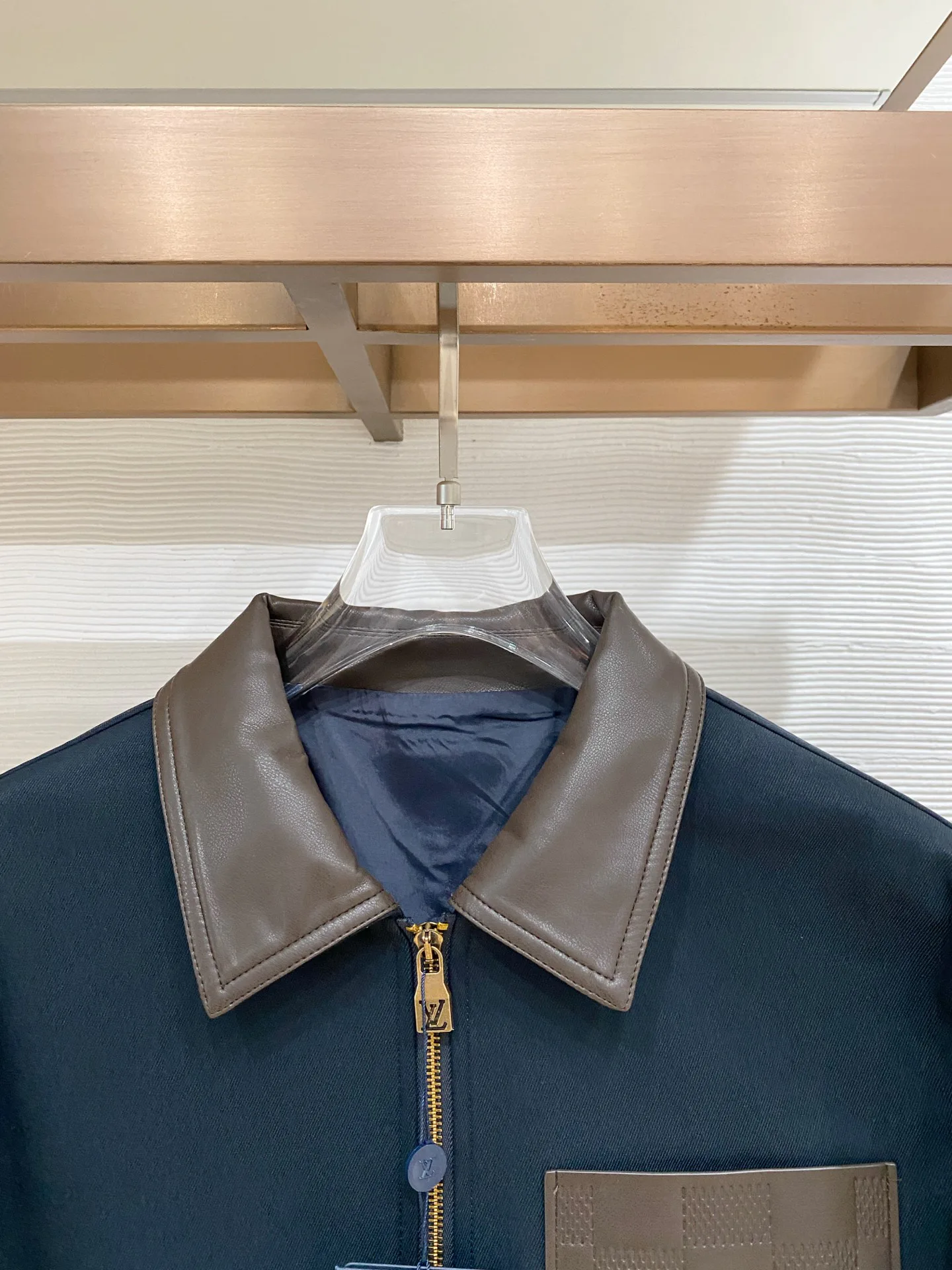 Men's Jackets And Down Jackets LOUIS VUITTON 18109557