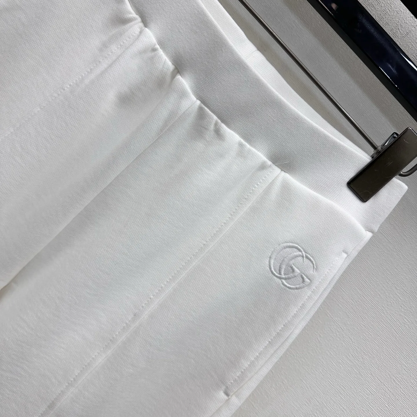 Women's Trousers GUCCI 18228471