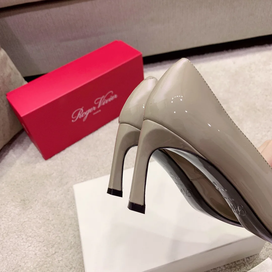 Women's Heels ROGER VIVIER 17550722