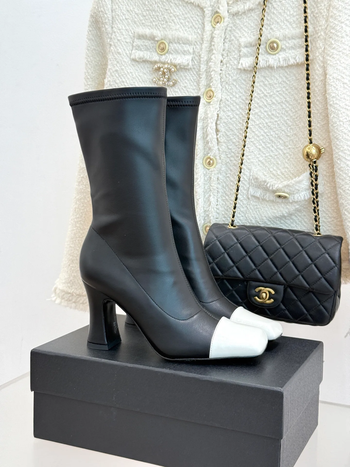 Сапоги Женские Chanel 18582926