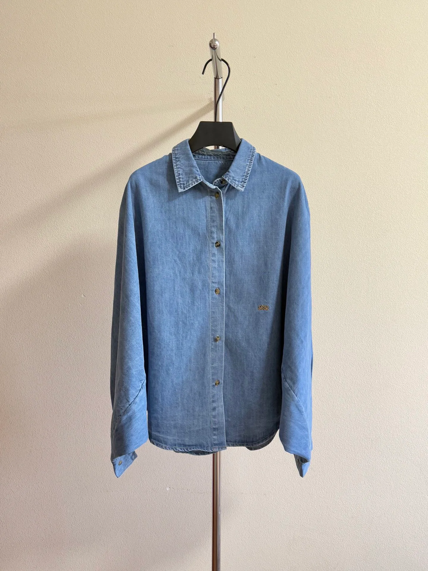 Women's Shirts LOEWE 17705646