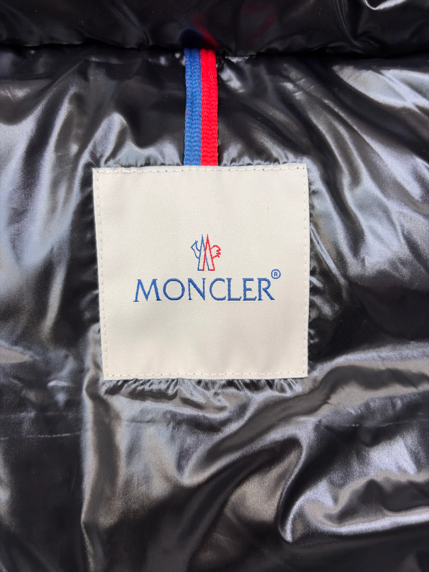 Women's Jackets And Down Jackets MONCLER 17801588