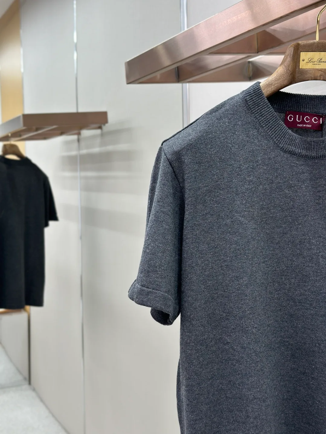 Women's T-Shirts GUCCI 18191016