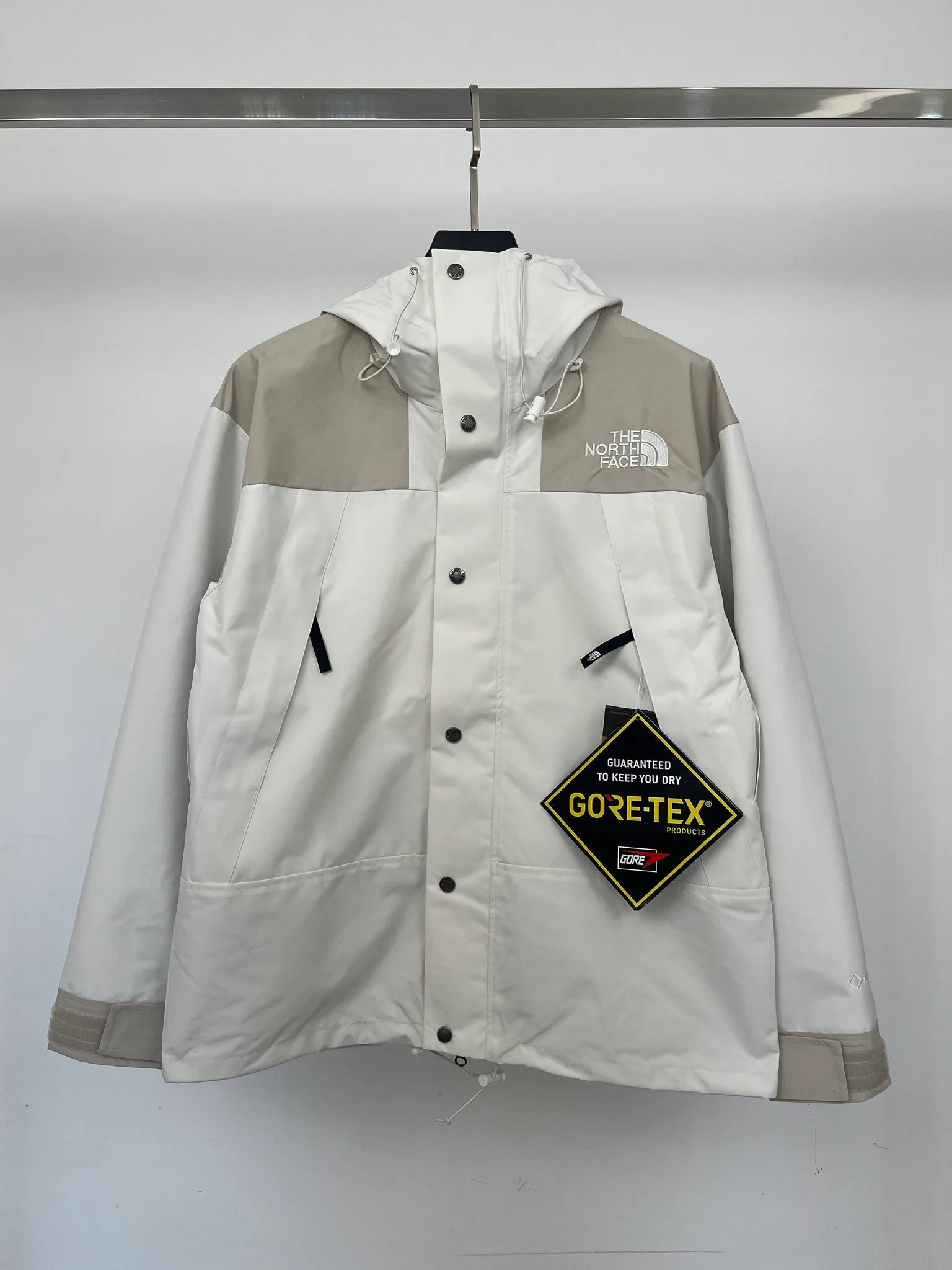 Women's Jackets And Down Jackets THE NORTH FACE 18416104