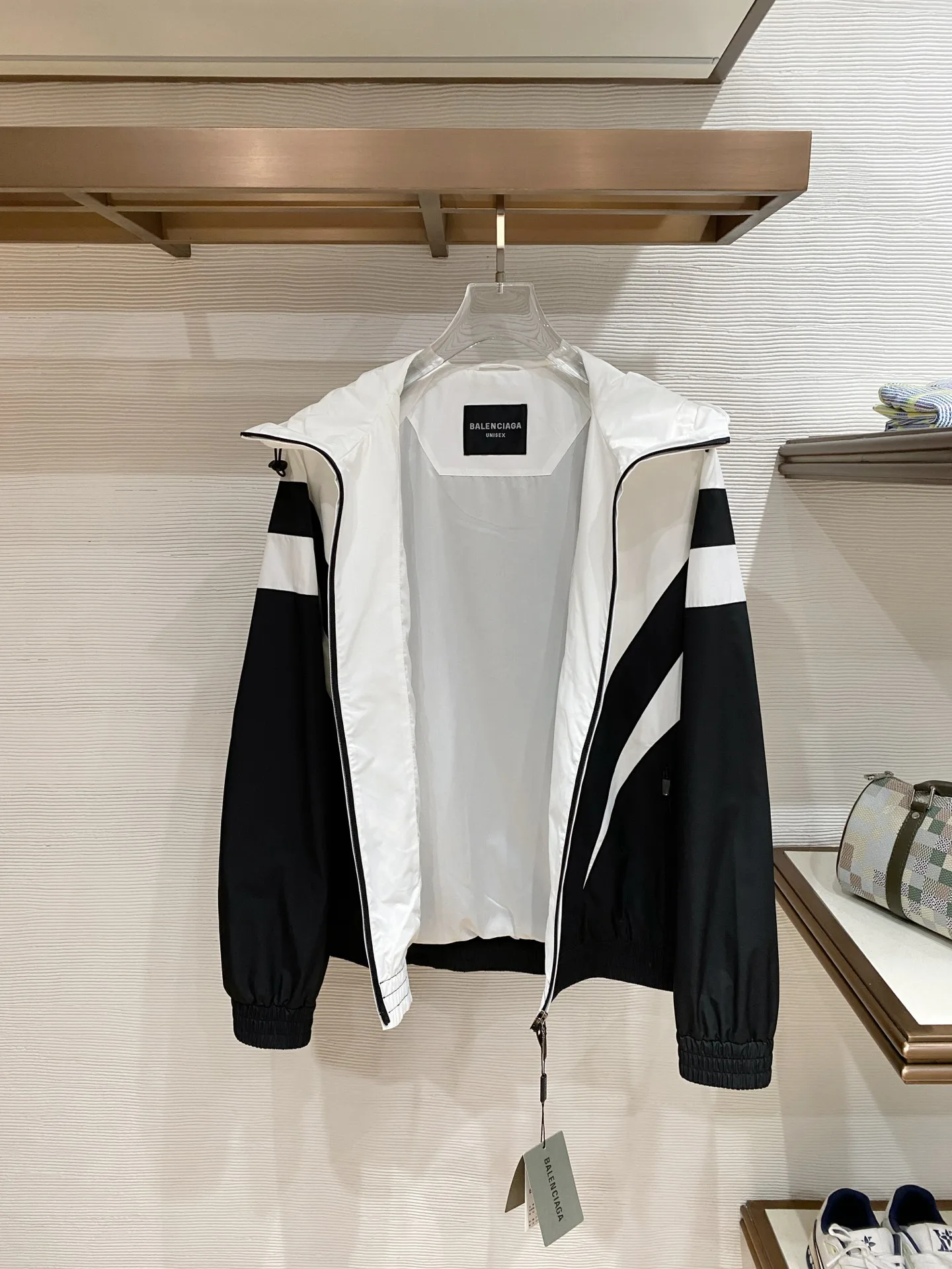 Men's Jackets And Down Jackets BALENCIAGA 18140565