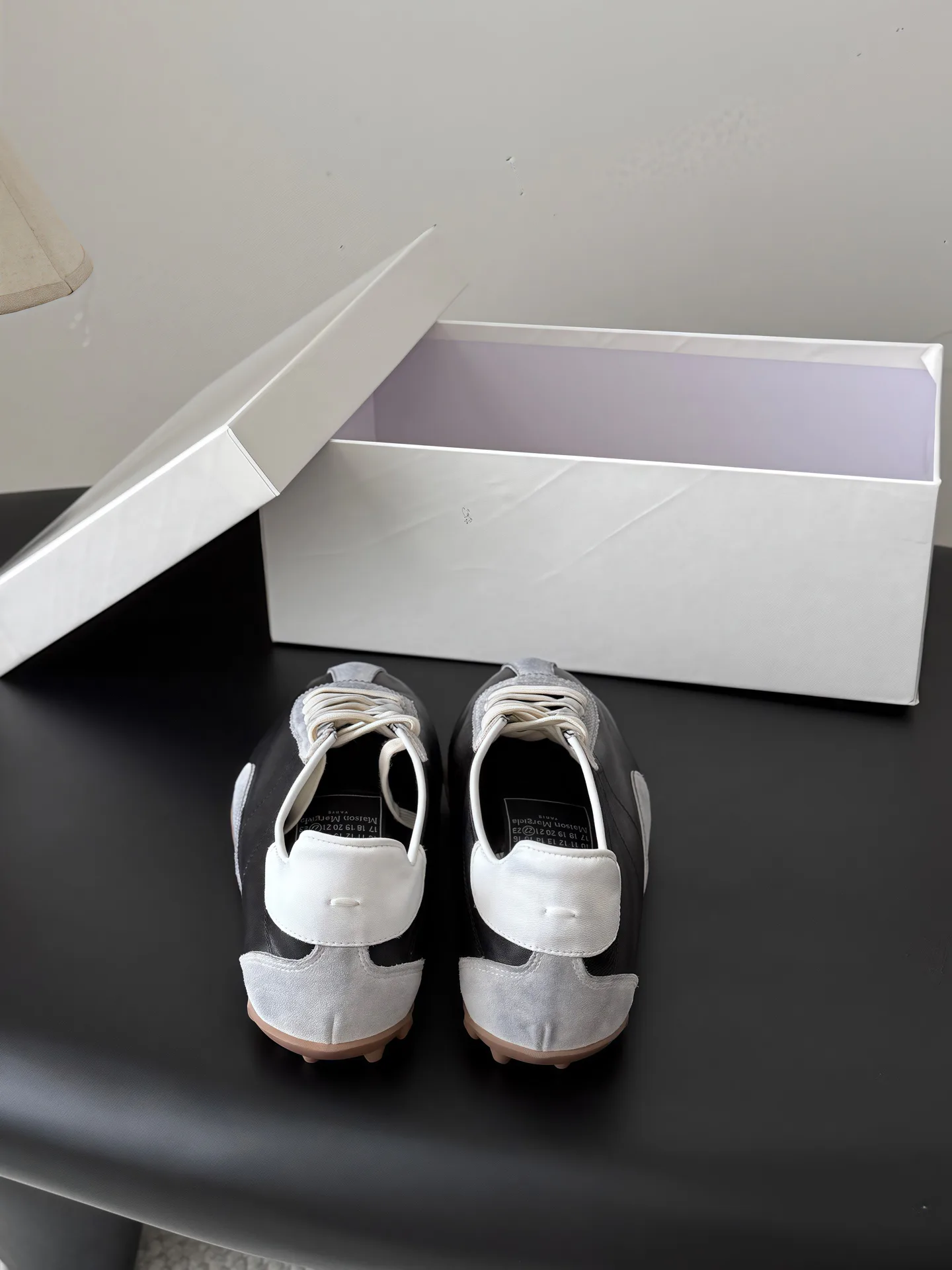 Women's Sneakers MAISON MARGIELA 17526753