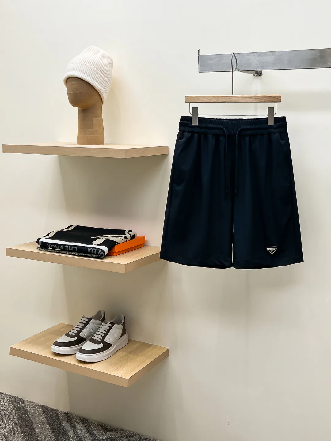Men's Shorts PRADA 18499239