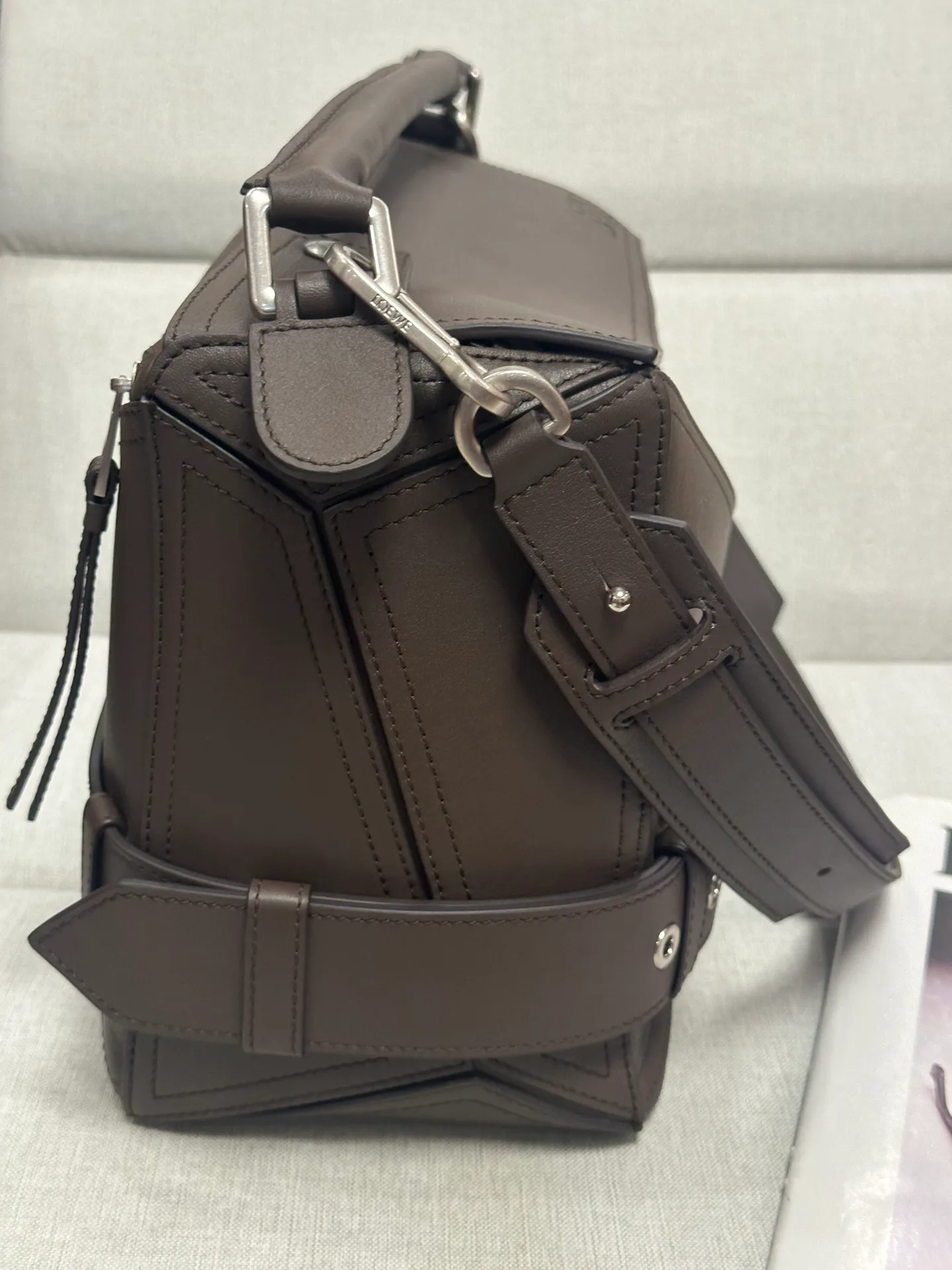 Women's Classic Handbags LOEWE 17927658