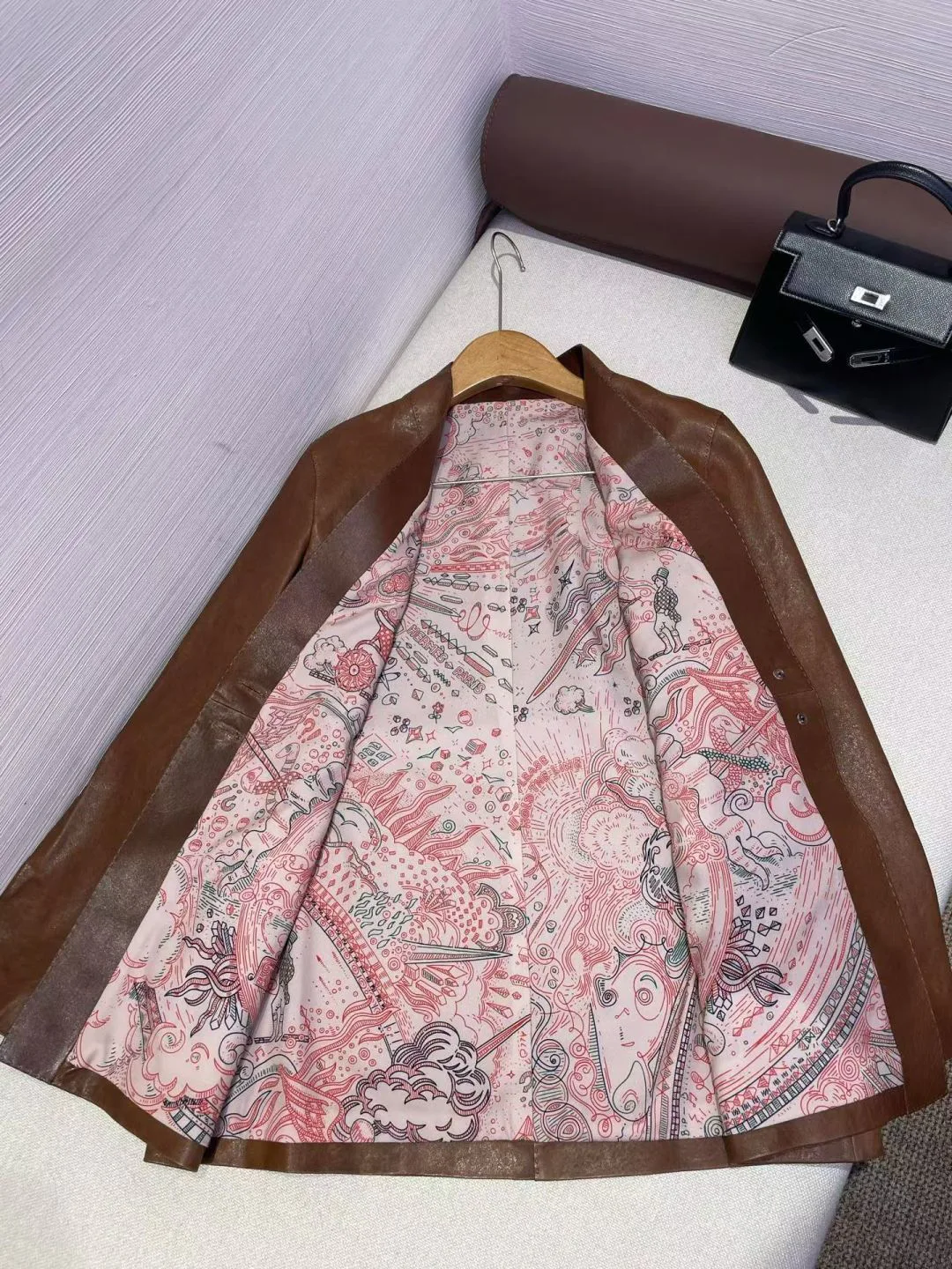 Women's Leather Jackets And Sheepskin Coats HERMES 17998948