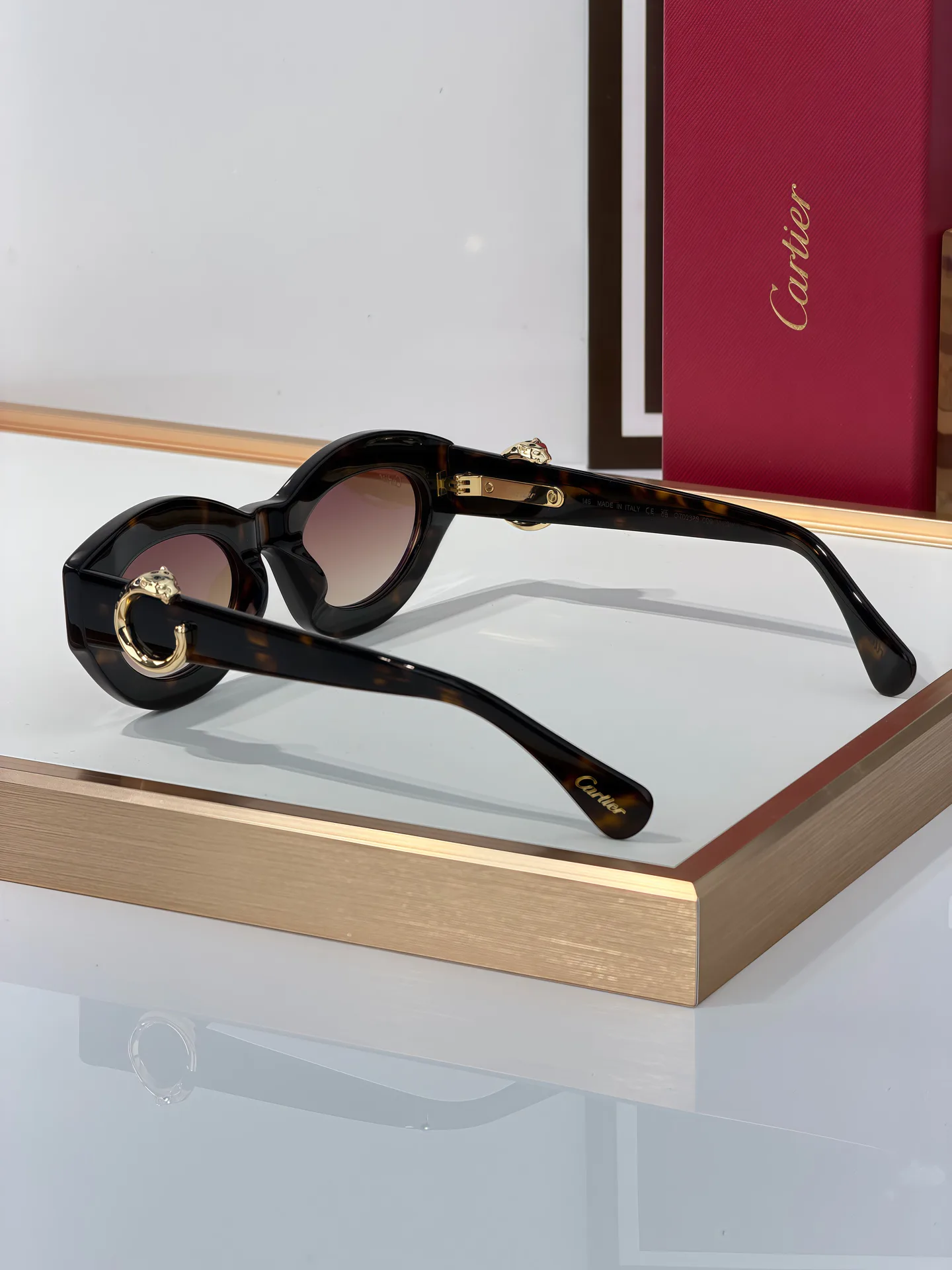 Glasses CARTIER 18060327
