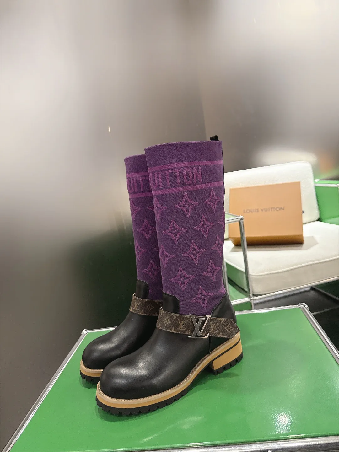 Women's Boots LOUIS VUITTON 18011659