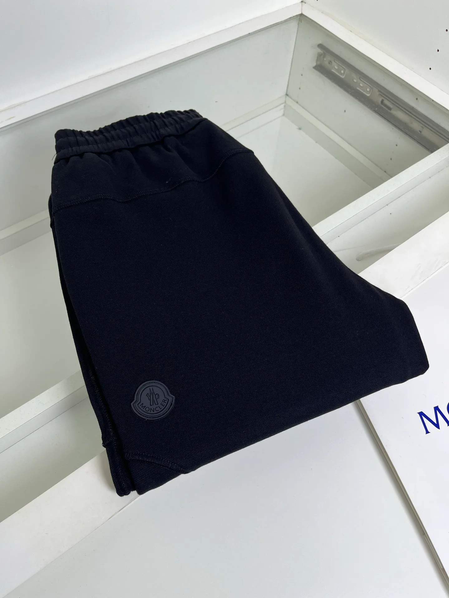 Men's Trousers MONCLER 17951678