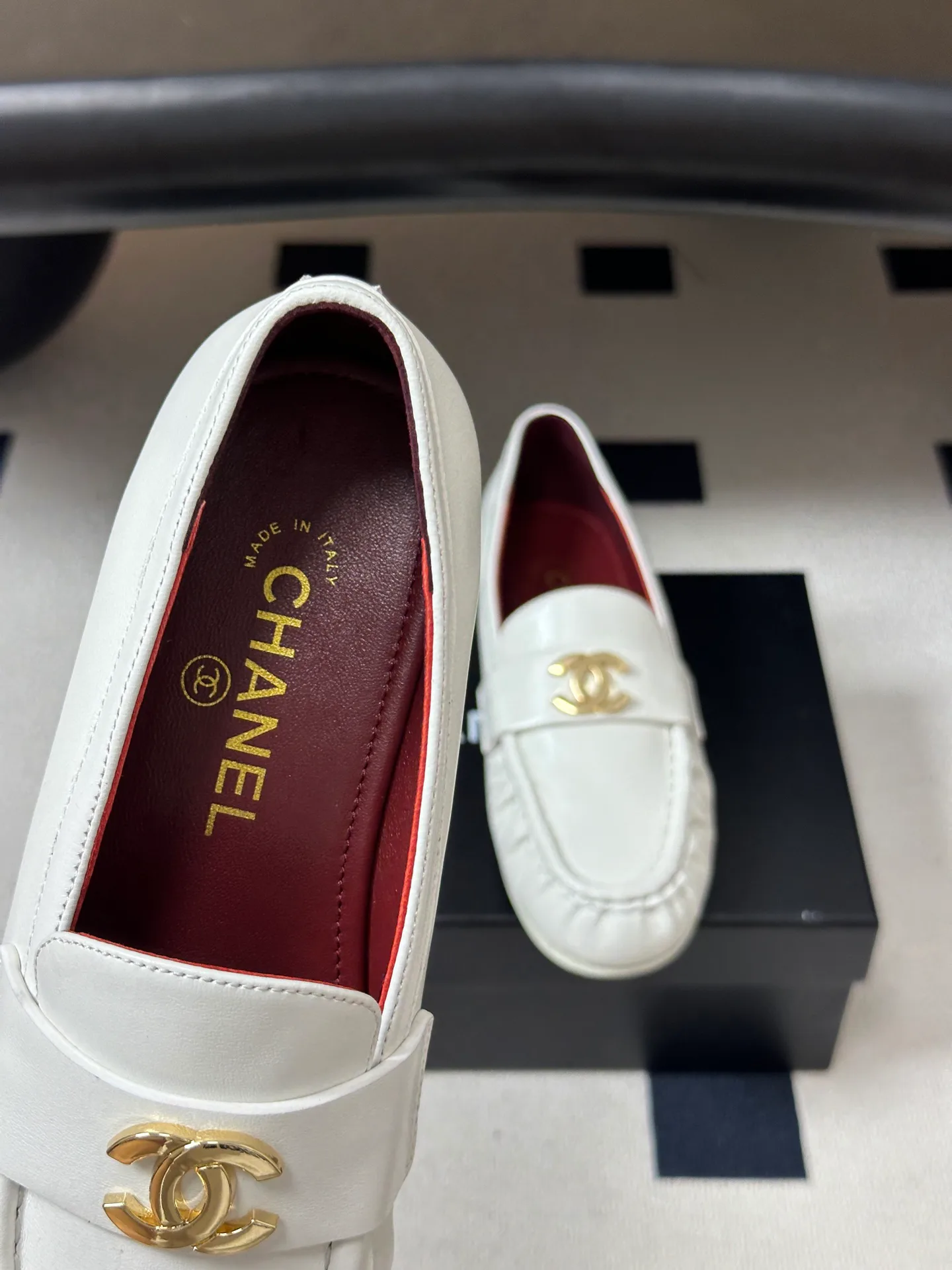 Women's Loafers And Moccasins CHANEL 17278728