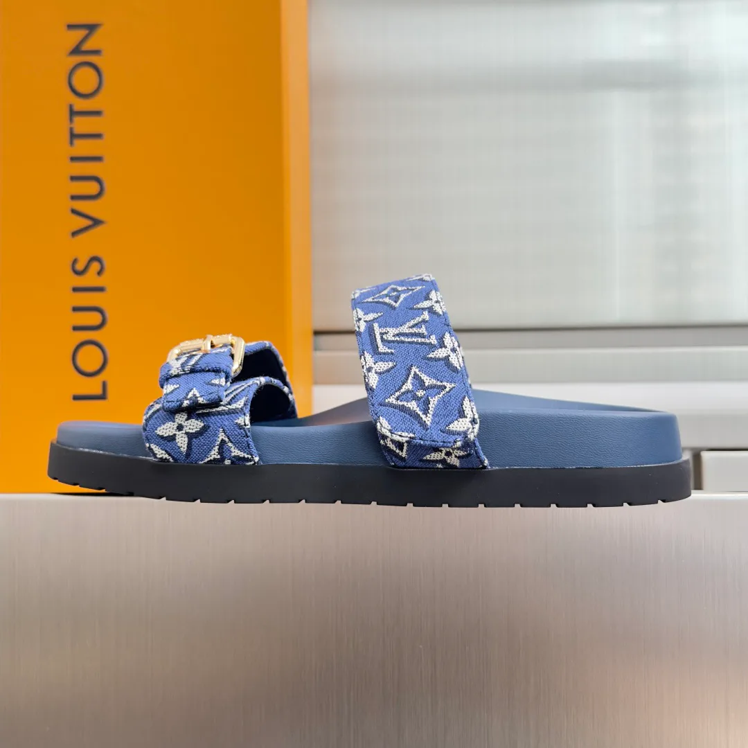 Women's Flip-Flops LOUIS VUITTON 17780720
