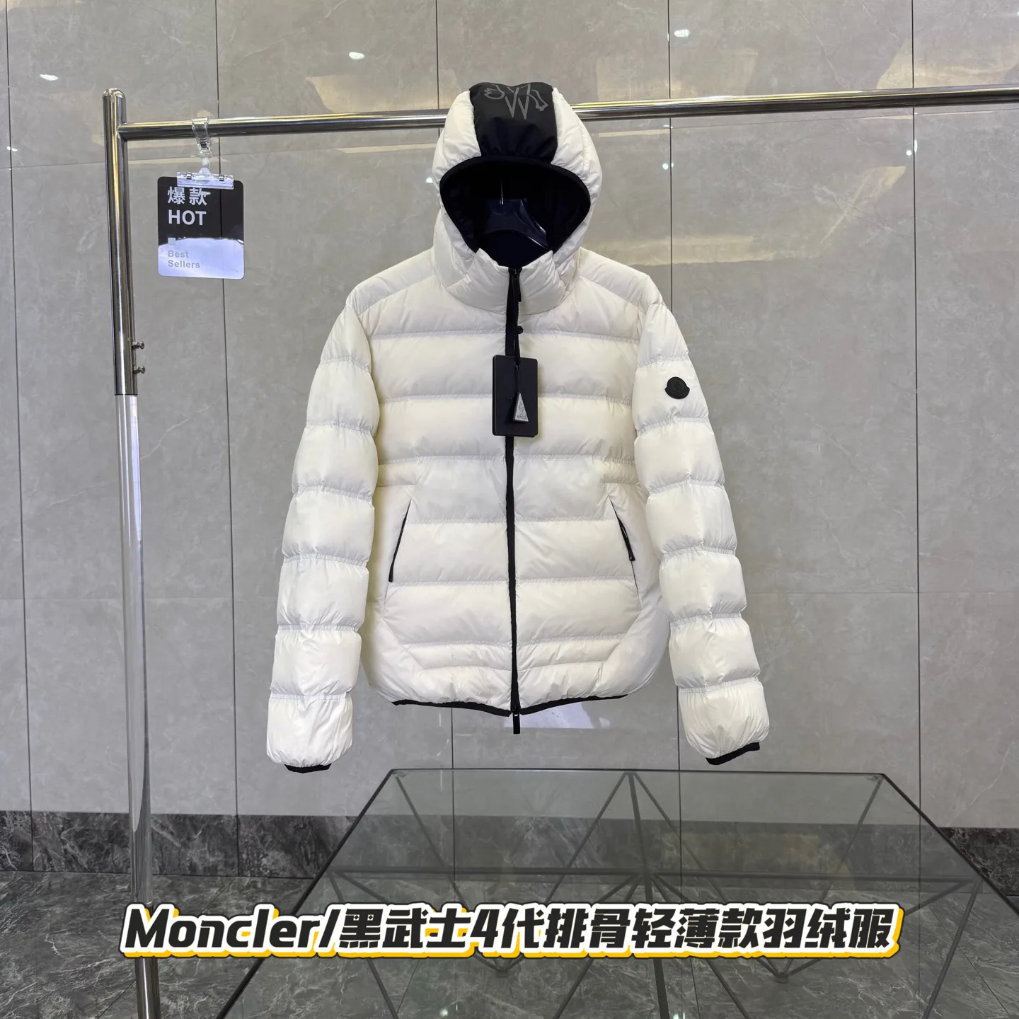 Куртки И Пуховики Женские Moncler 18606738