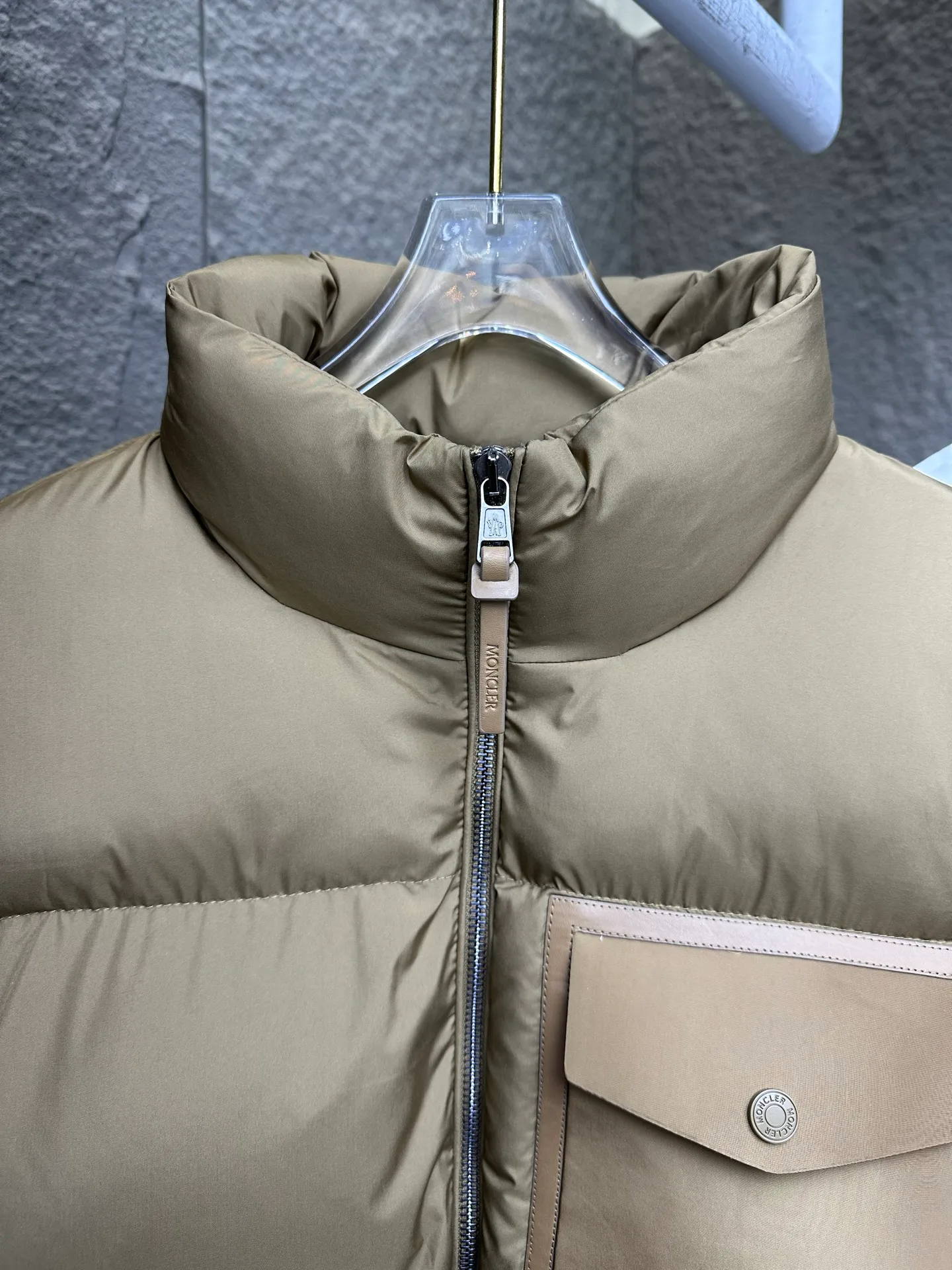 Куртки И Пуховики Мужские Moncler 18600126