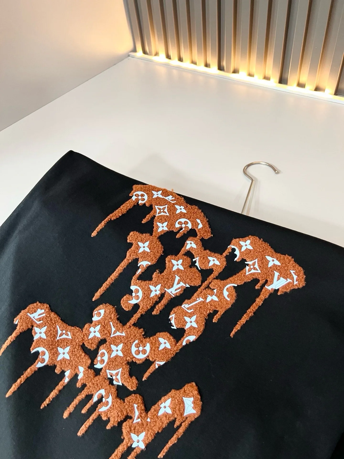 Men's T-Shirts LOUIS VUITTON 18243908