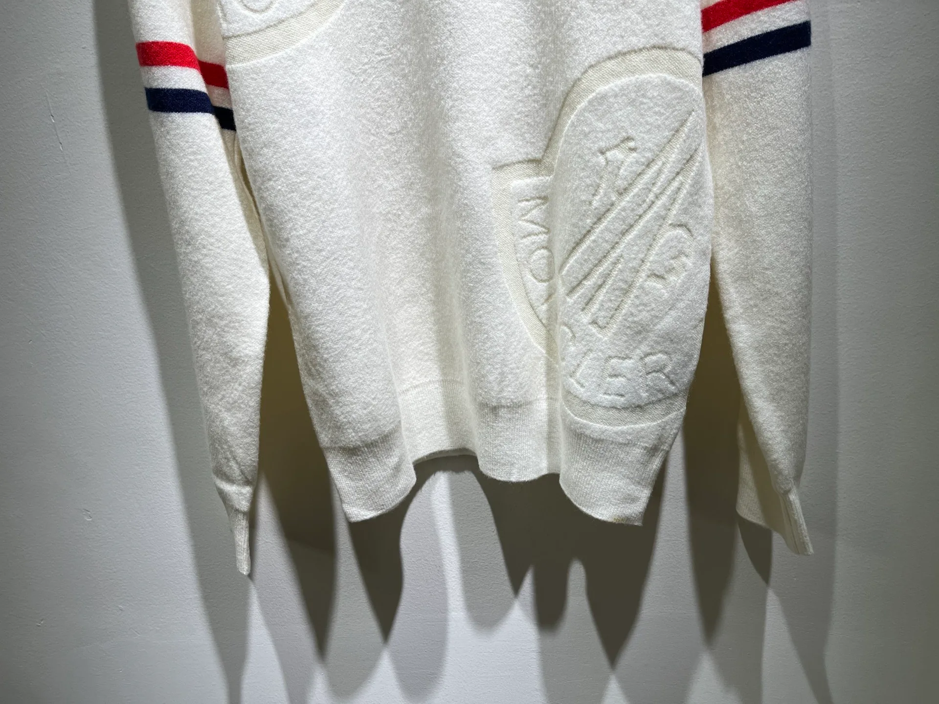 Men's Jumpers And Sweaters MONCLER 18243856
