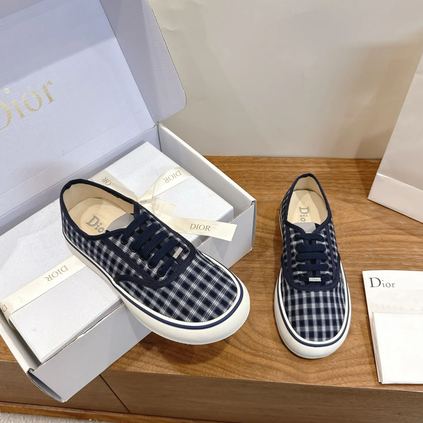 Women's Sneakers CHRISTIAN DIOR 18083842