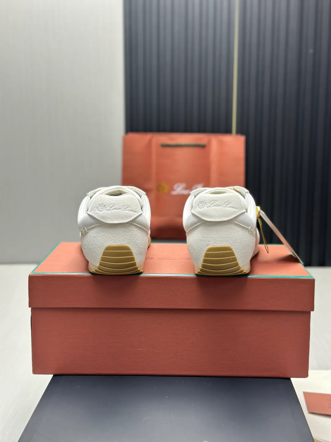 Women's Sneakers LORO PIANA 17505885