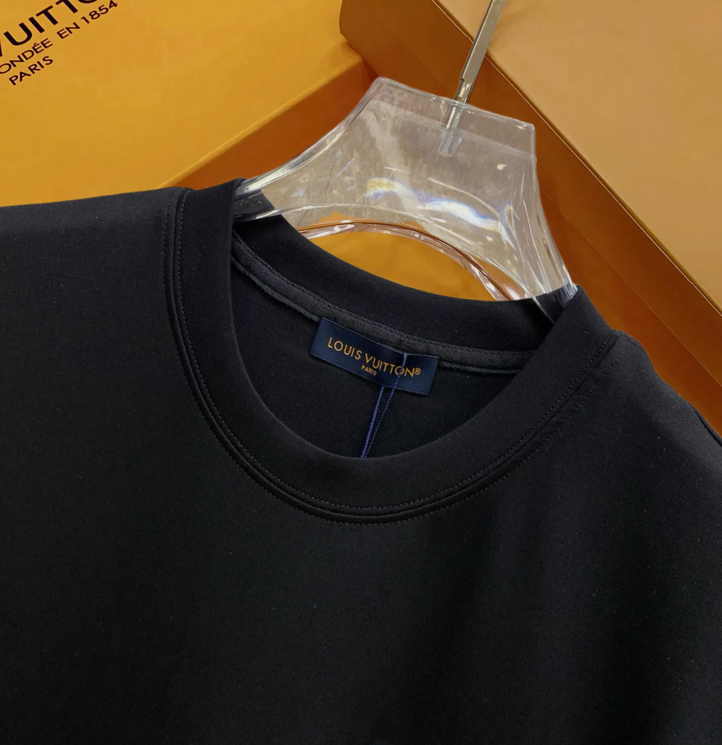 Men's T-Shirts LOUIS VUITTON 17973693