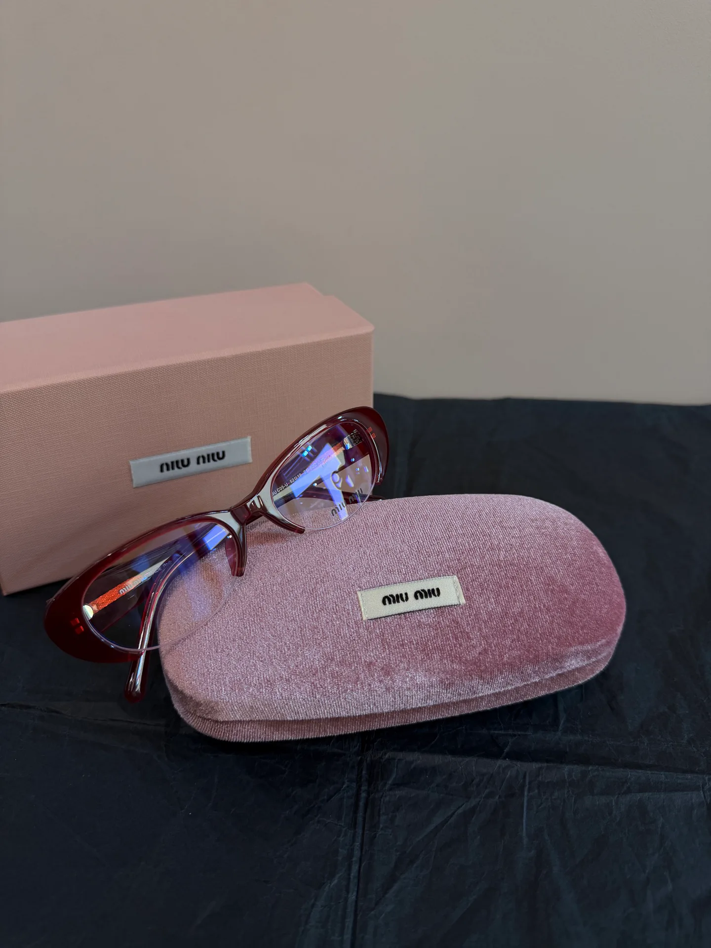 Glasses MIU MIU 18018796