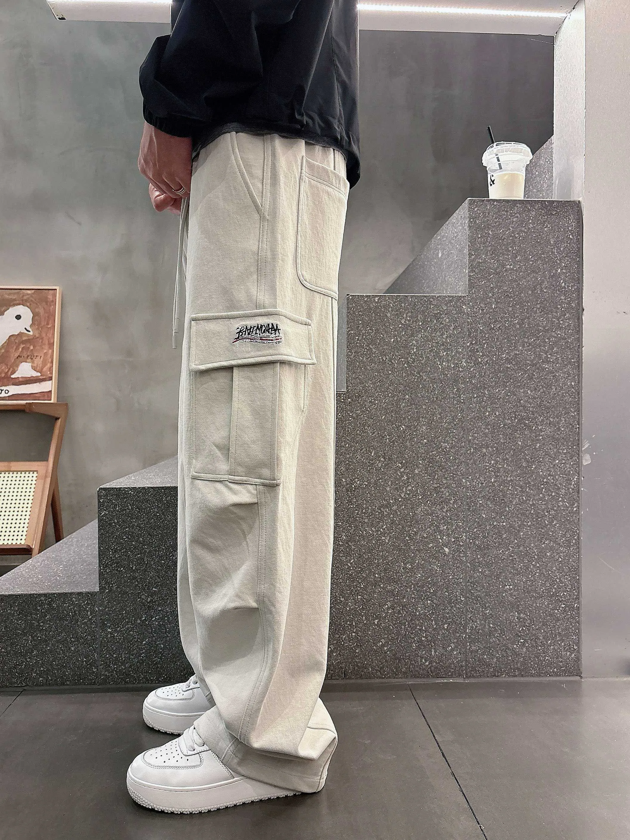 Men's Trousers BALENCIAGA 18368676