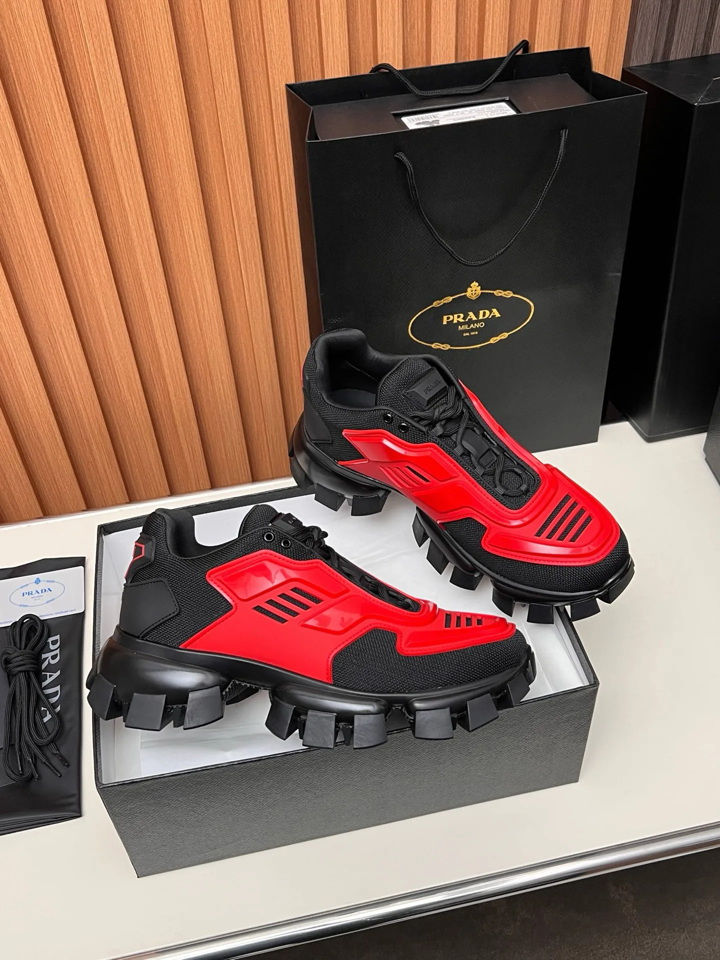 Women's Sneakers PRADA 17955146