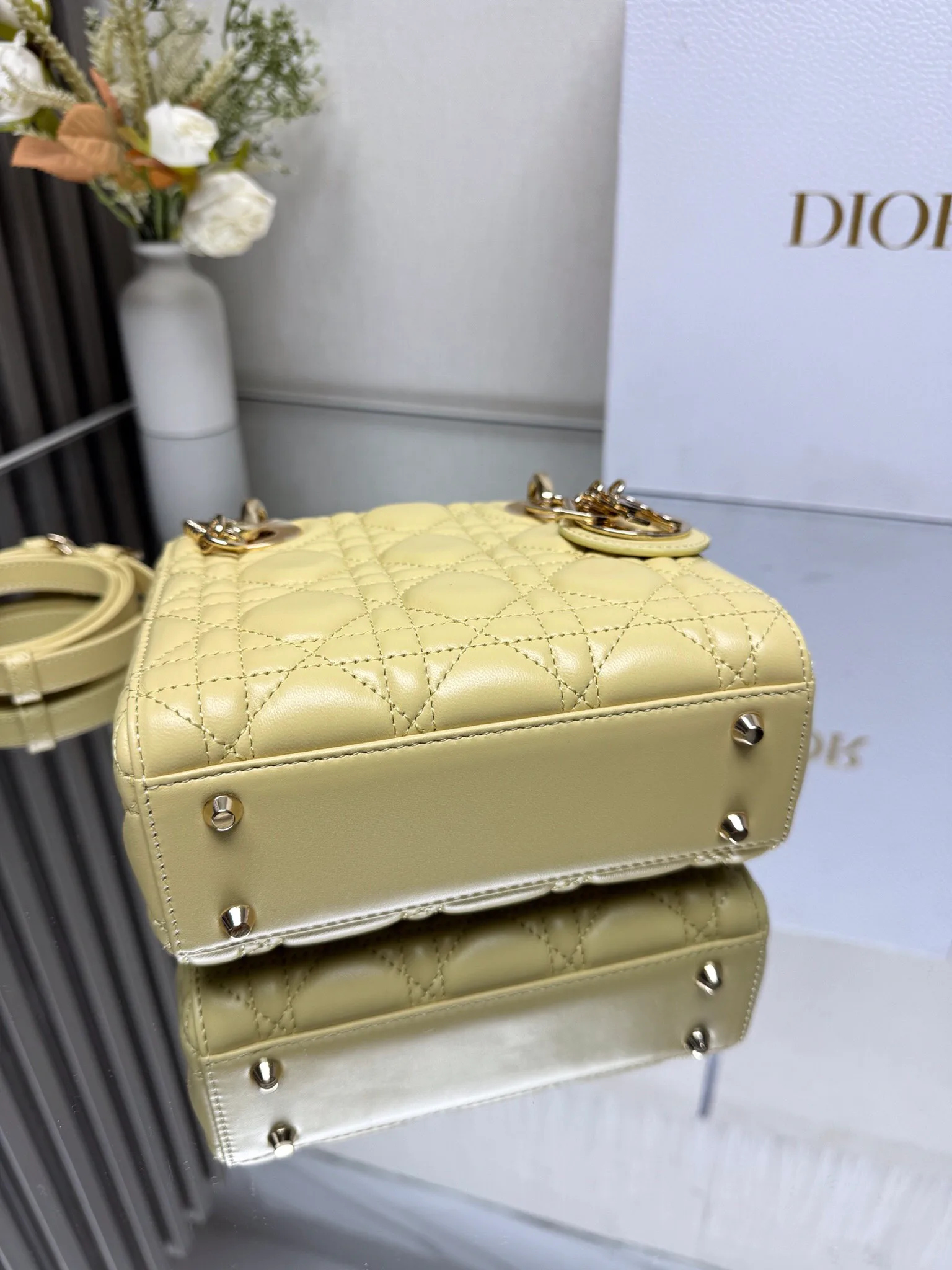 Women's Classic Handbags CHRISTIAN DIOR 17601467