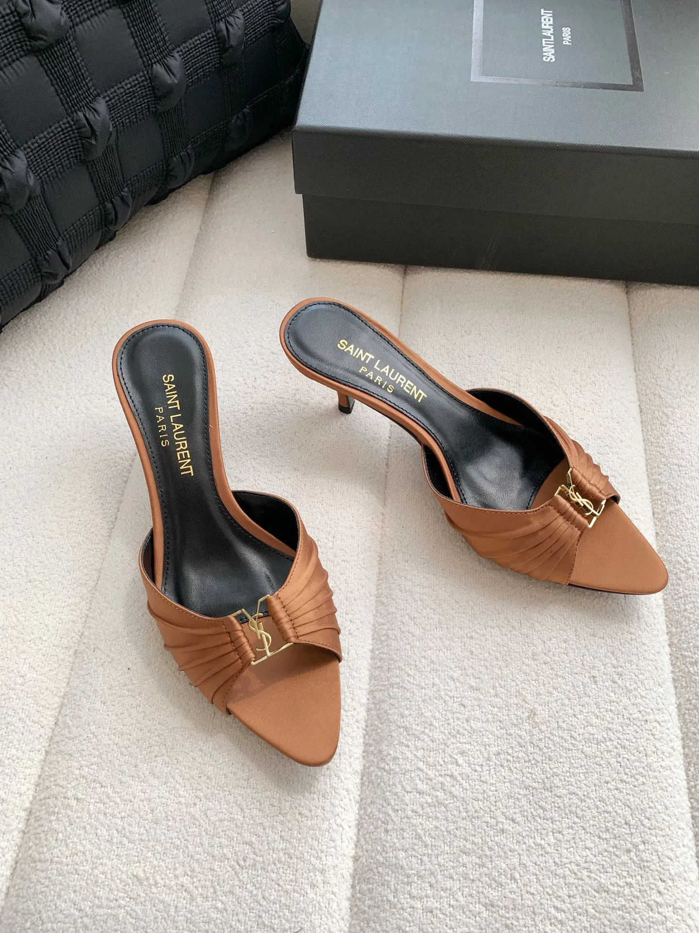 Women's Mules And Clogs SAINT LAURENT 17371743