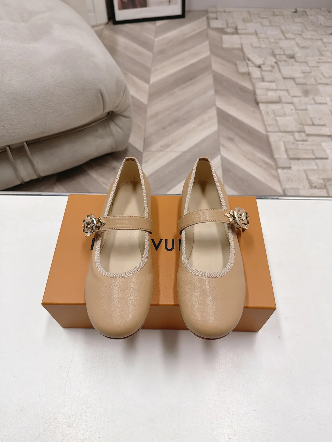 Women's Ballet Flats LOUIS VUITTON 17968744