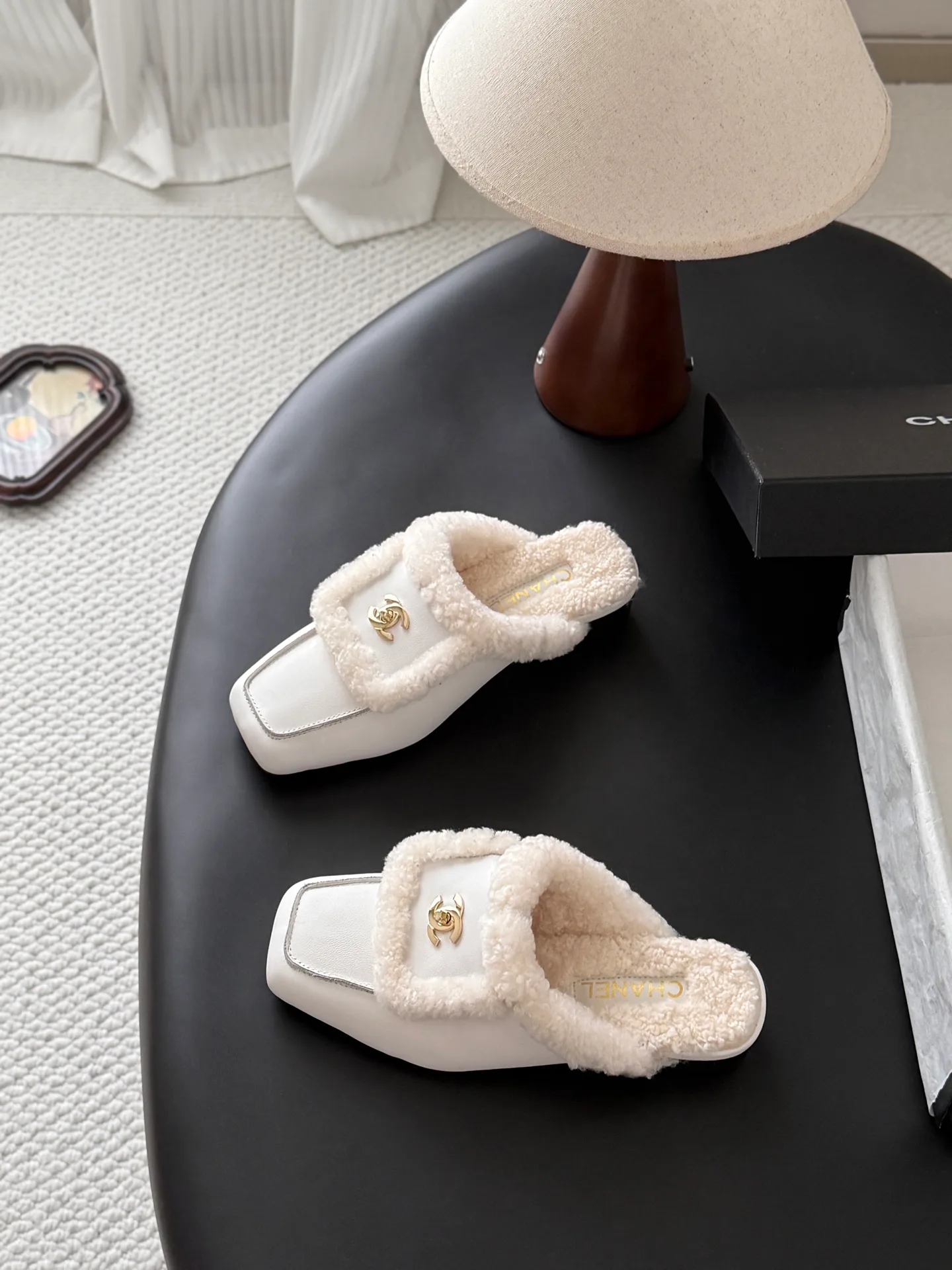Women's Mules And Clogs CHANEL 18362216