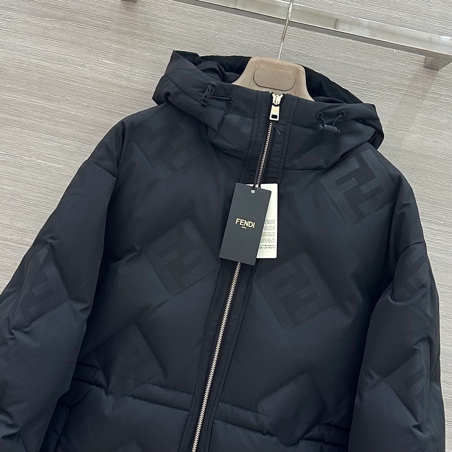 Women's Jackets And Down Jackets FENDI 18250115