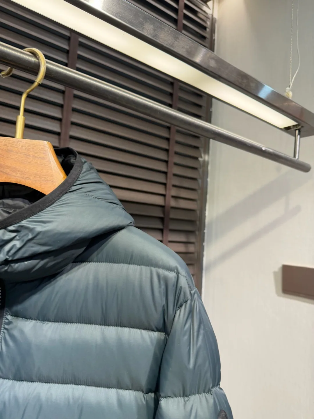 Men's Jackets And Down Jackets MONCLER 18361307