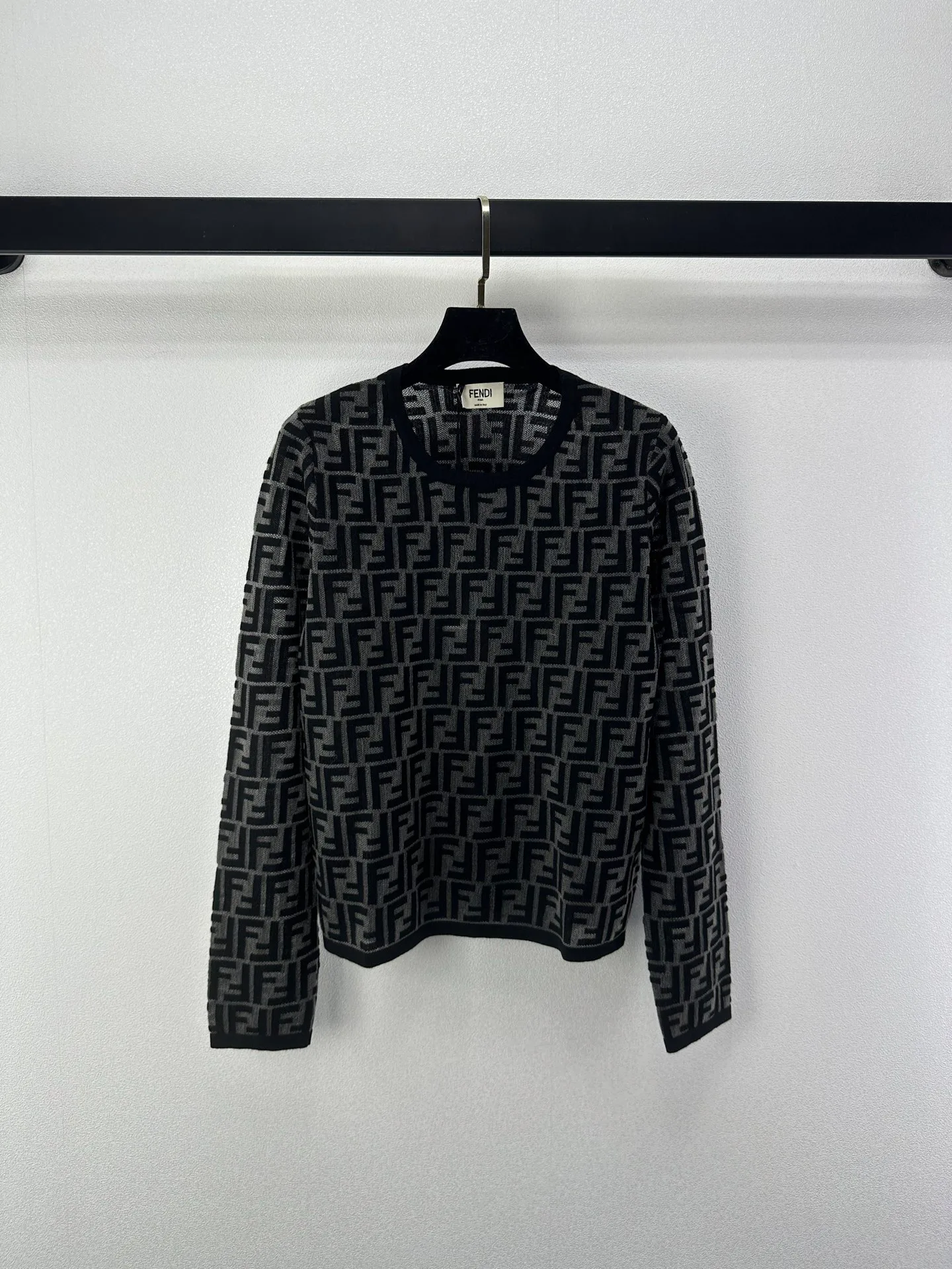 Джемперы И Свитеры Женские Fendi 18664966