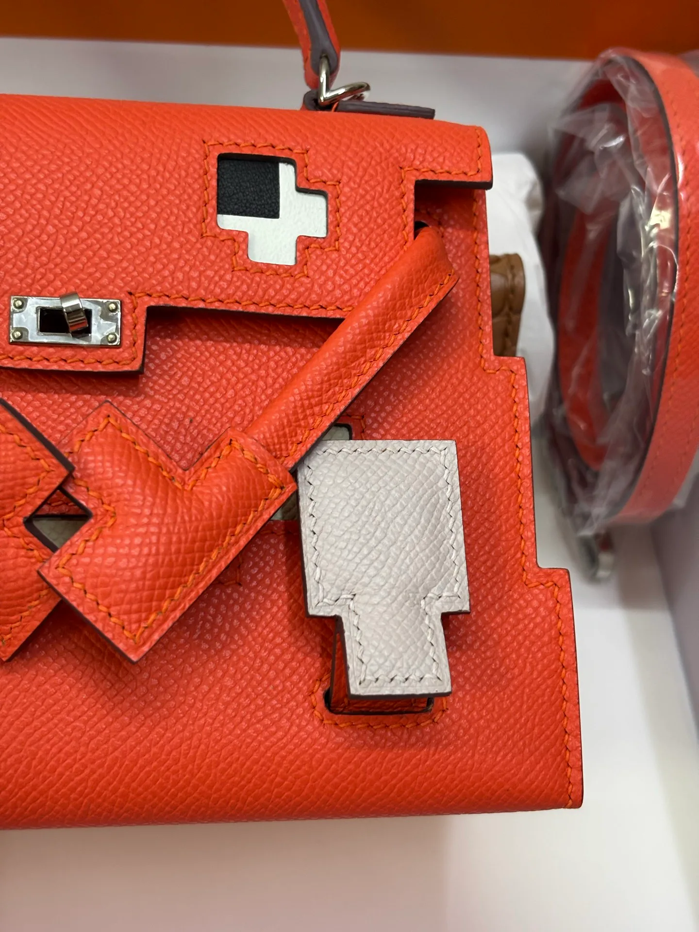 Women's Classic Handbags HERMES 18127214