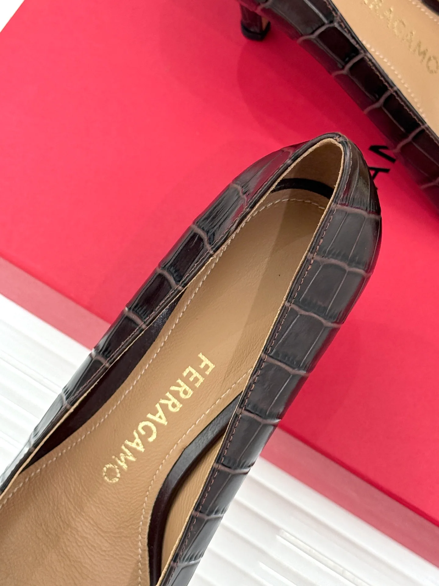 Women's Heels SALVATORE FERRAGAMO 18104107