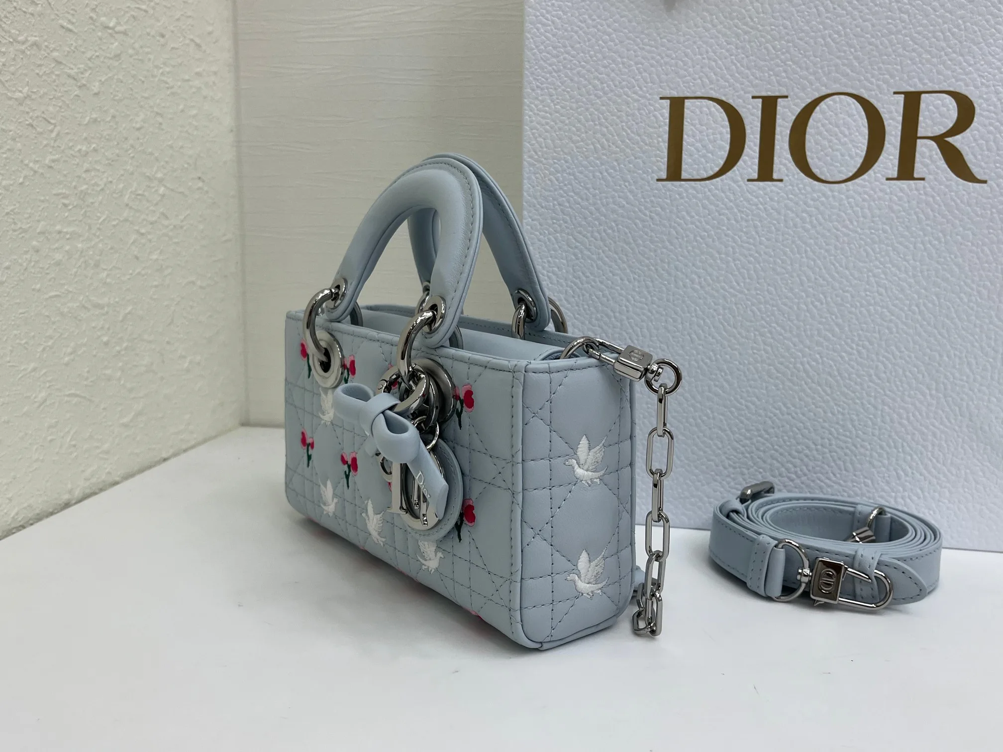 Women's Classic Handbags CHRISTIAN DIOR 17407047