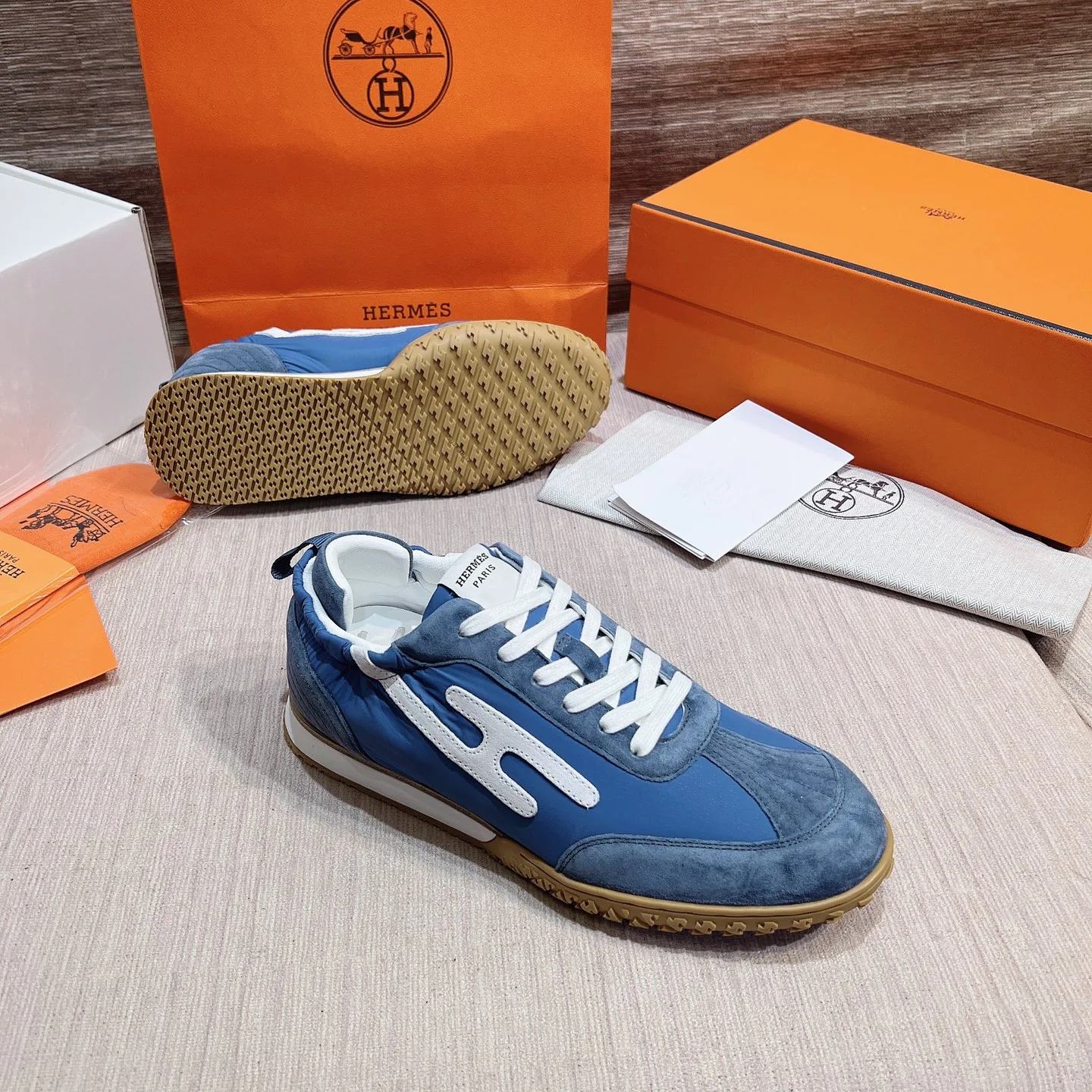 Women's Sneakers HERMES 17749544